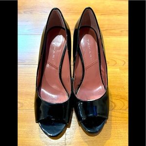 Tahari Patent Black Open Toe Platform Pumps Women Size 6